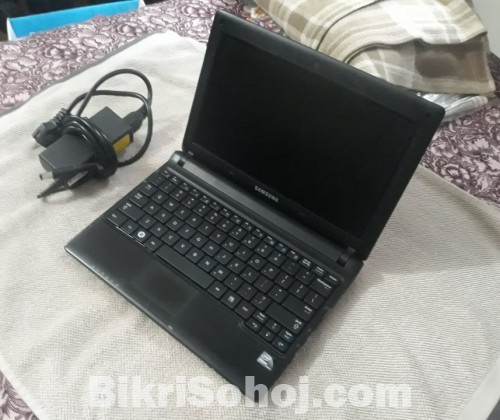 Samsung Full Fresh Mini Laptop